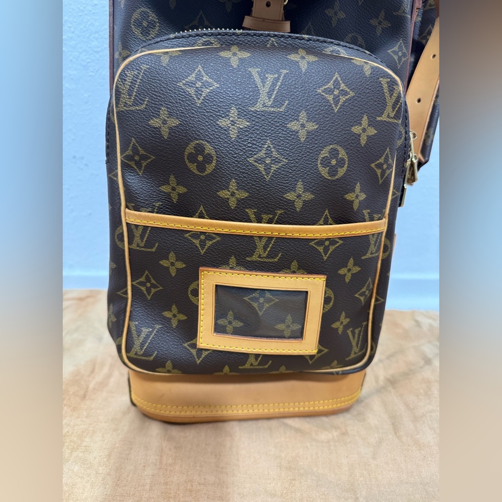 EUC Vintage LV Golf Bag SUPER RARE PIECE! - Picture 2 of 16